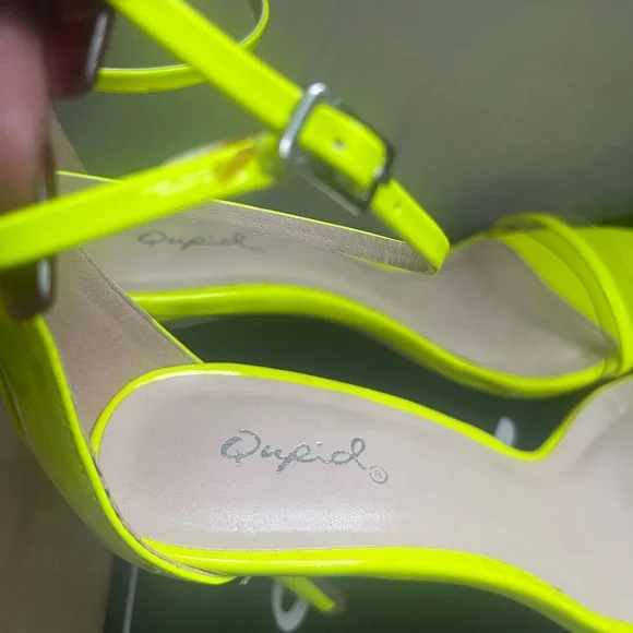 Neon Heels - Picture 6 of 9